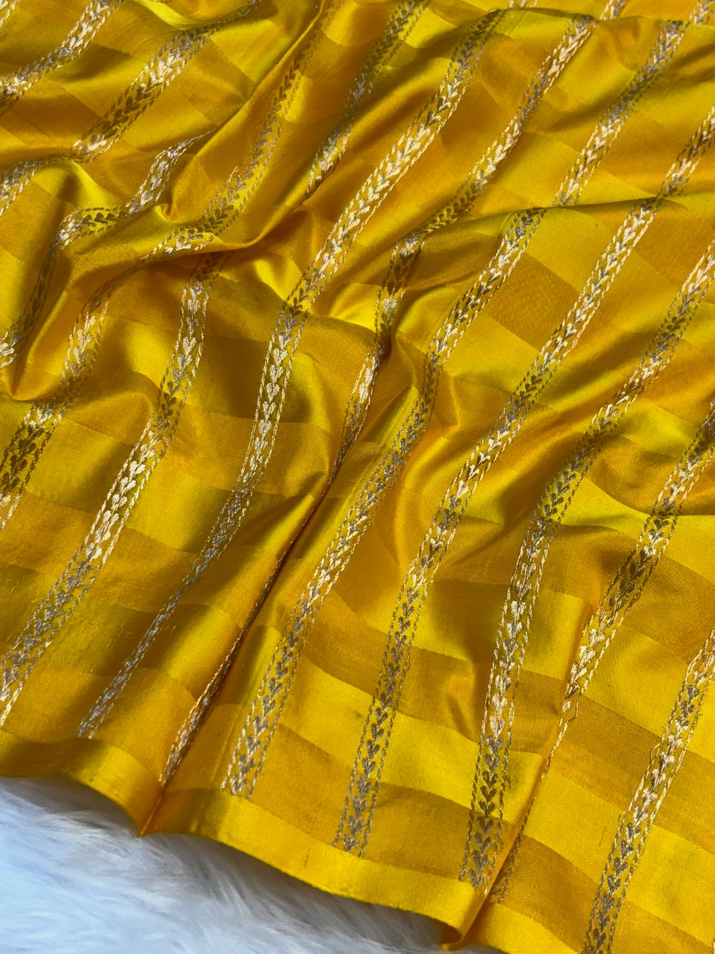 Pure Mashru Handwoven Silk Saree – Yellow Elegance