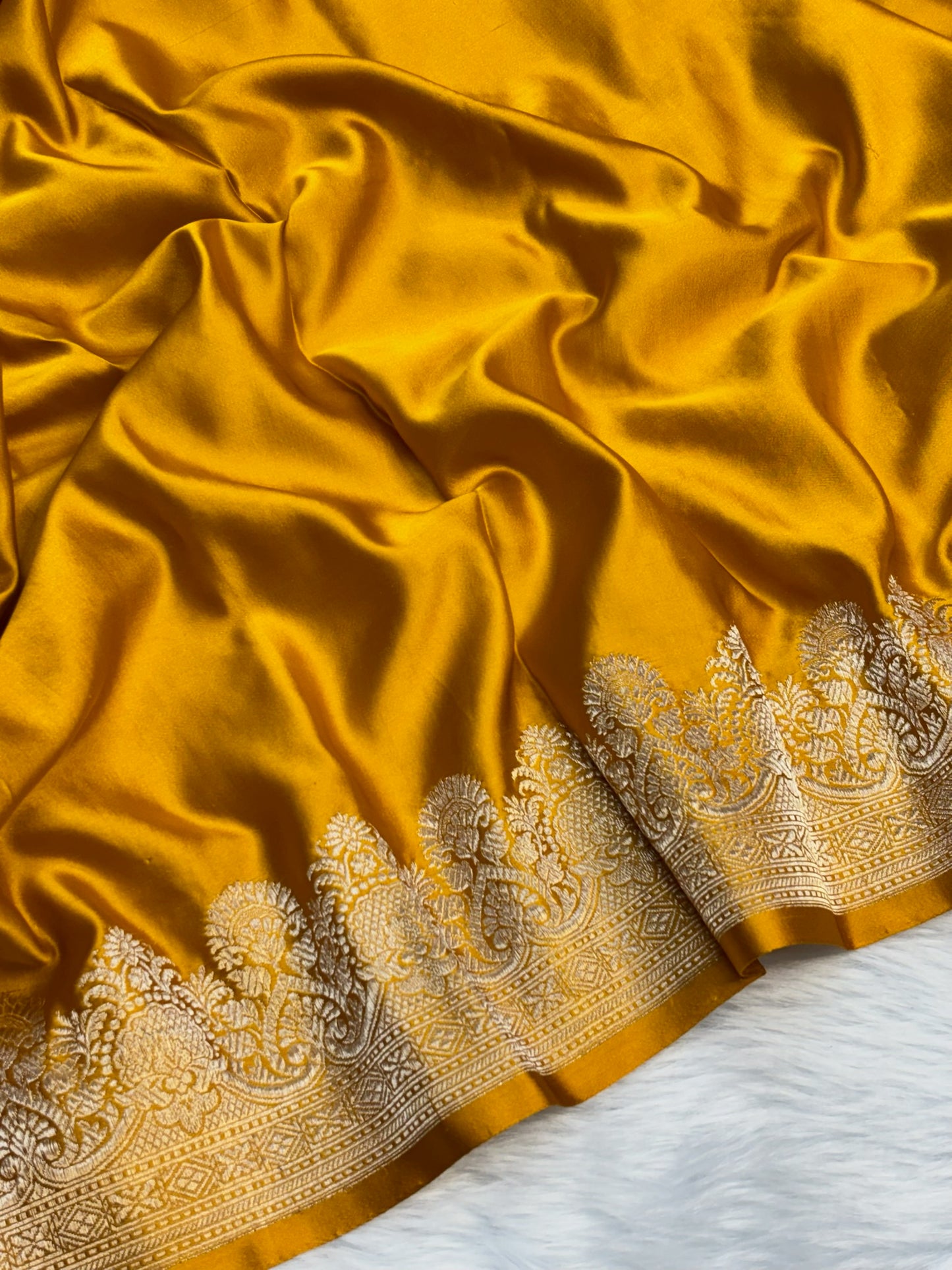 Pure Mashru Handwoven Silk Saree – Yellow Elegance