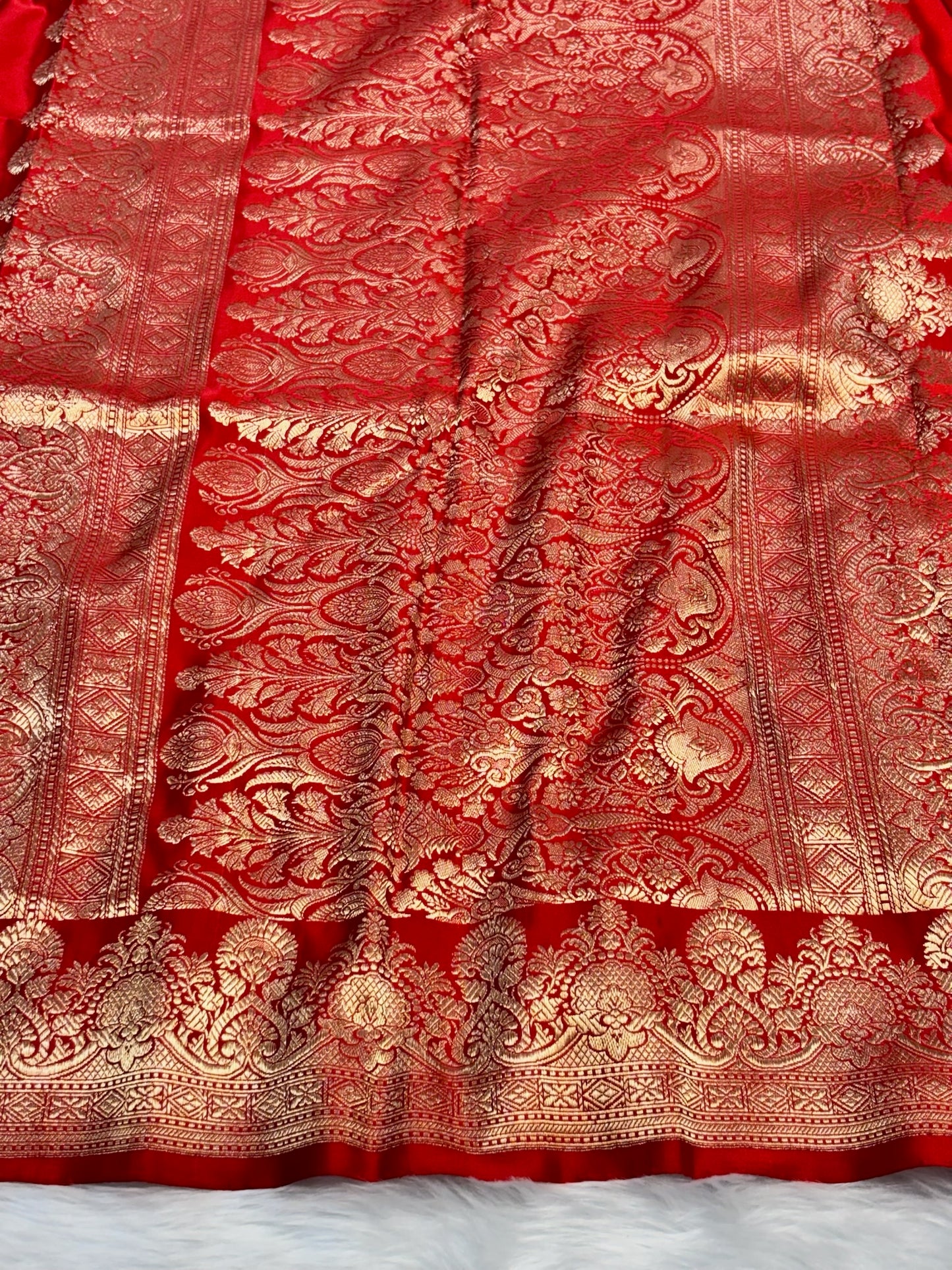 Pure Mashru Handwoven Silk Saree –  Red Elegance