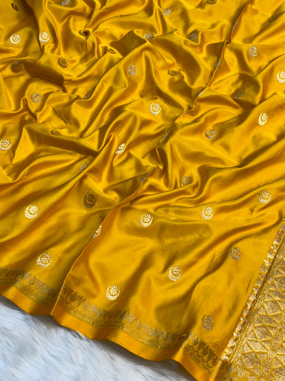 Pure Mashru Handwoven Silk Saree – Yellow Elegance