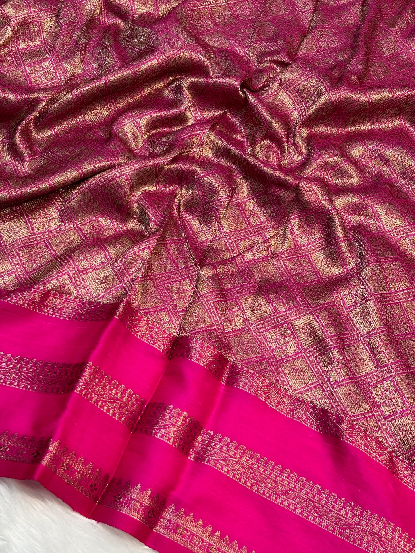 Gajiri Pink Banarasi Pure Tussar Georgette Saree