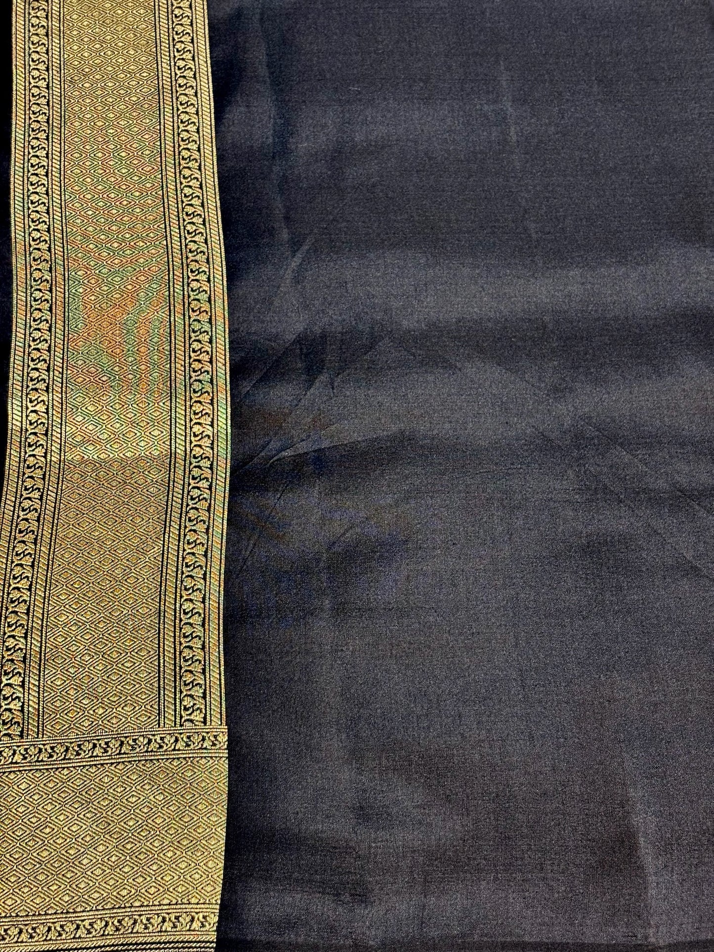 Banarasi Black Pure Silk Brocade Saree – Luxurious Katan Silk with Intricate Brocade Weave