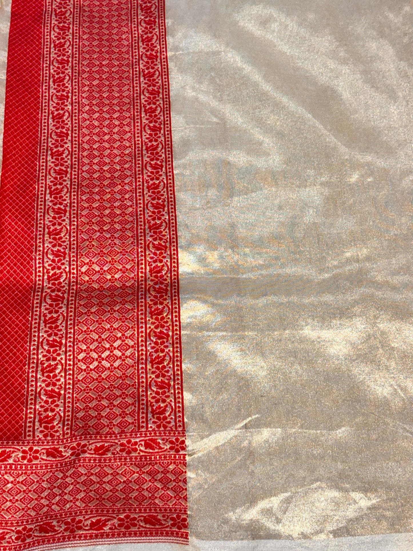 Red & Gold 100% Pure Tissue Silk Tanchoi Saree | Handwoven Banarasi Luxury Saree