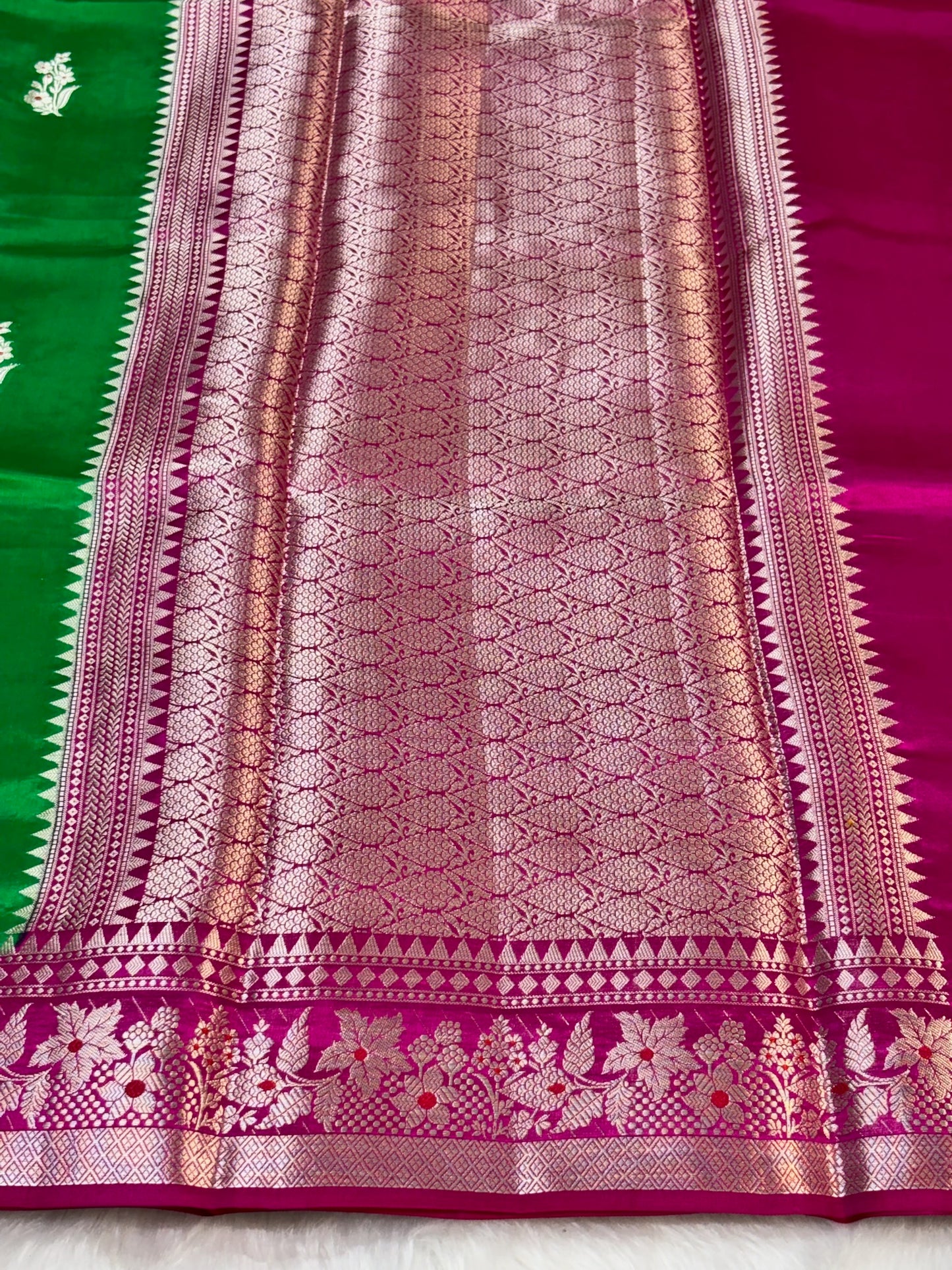 Pure Banarasi Soft Silk Saree – Leaf Green | Traditional Banarasi saree