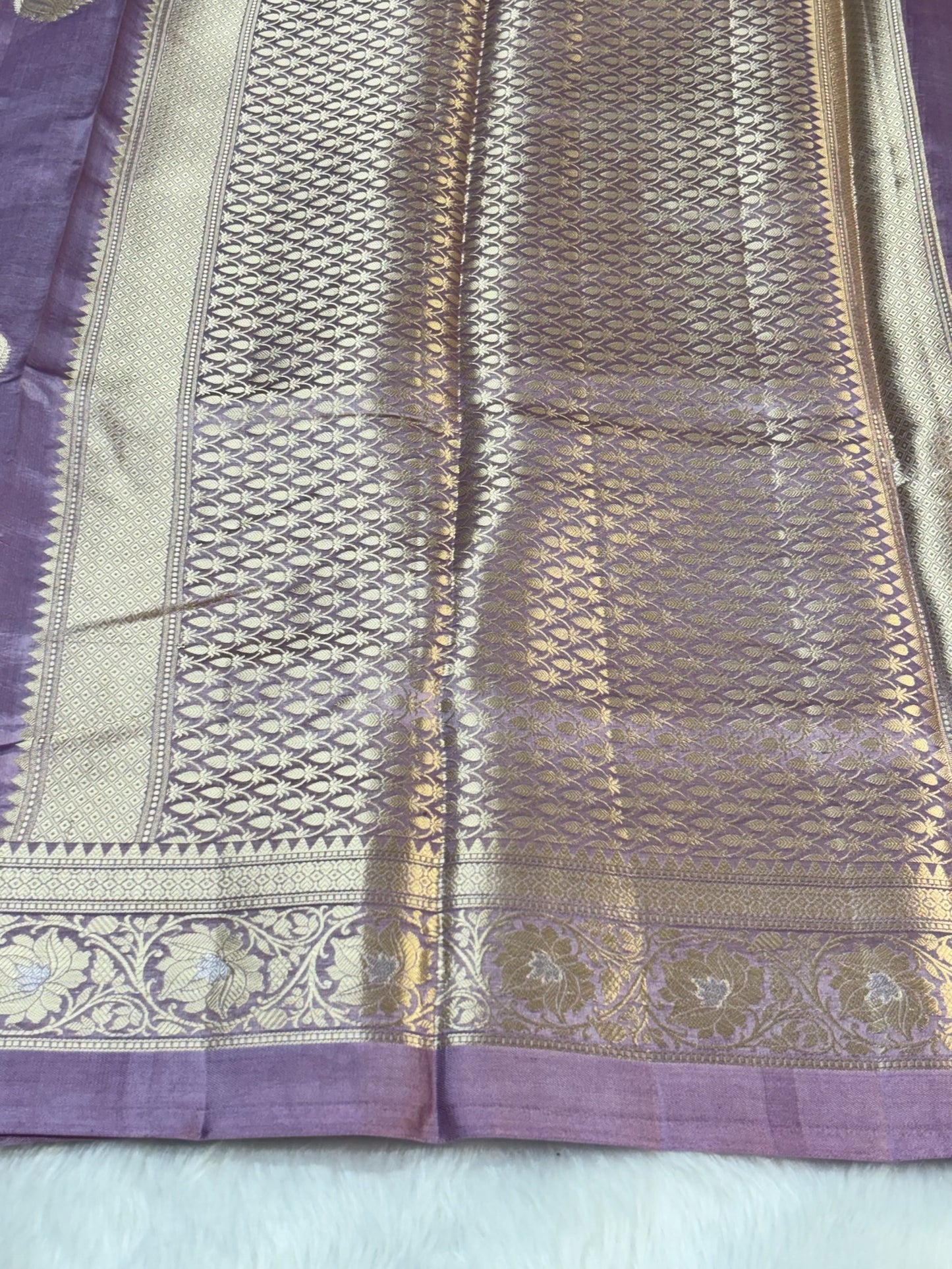 Pure Banarasi Soft Silk Saree – Lavender | Traditional Banarasi saree