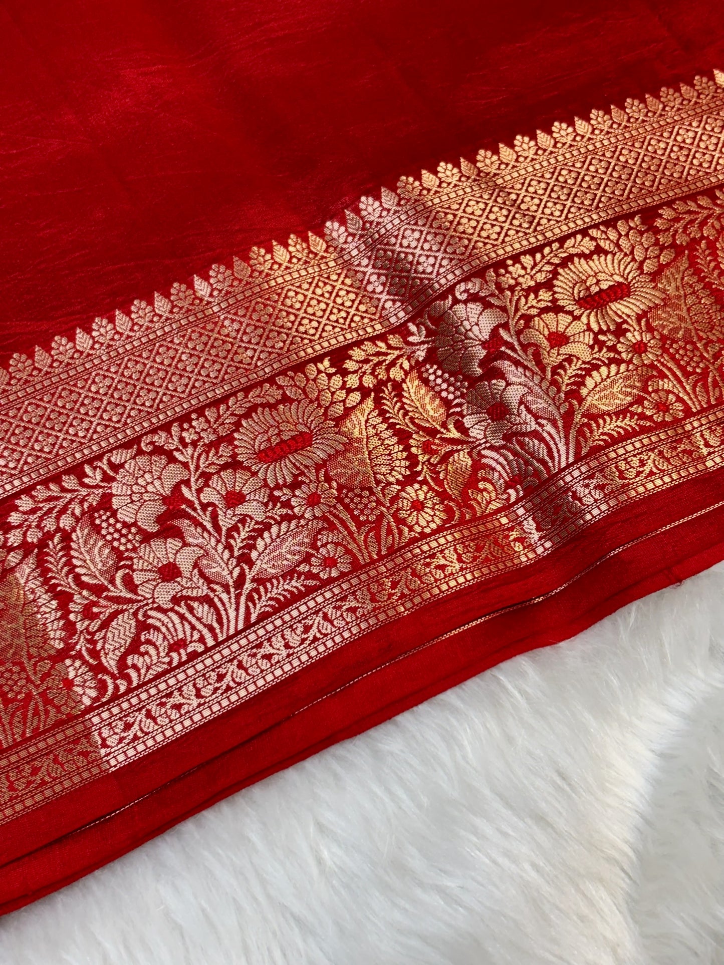 Pure Banarasi Soft Silk Saree –  Green | Traditional Banarasi saree