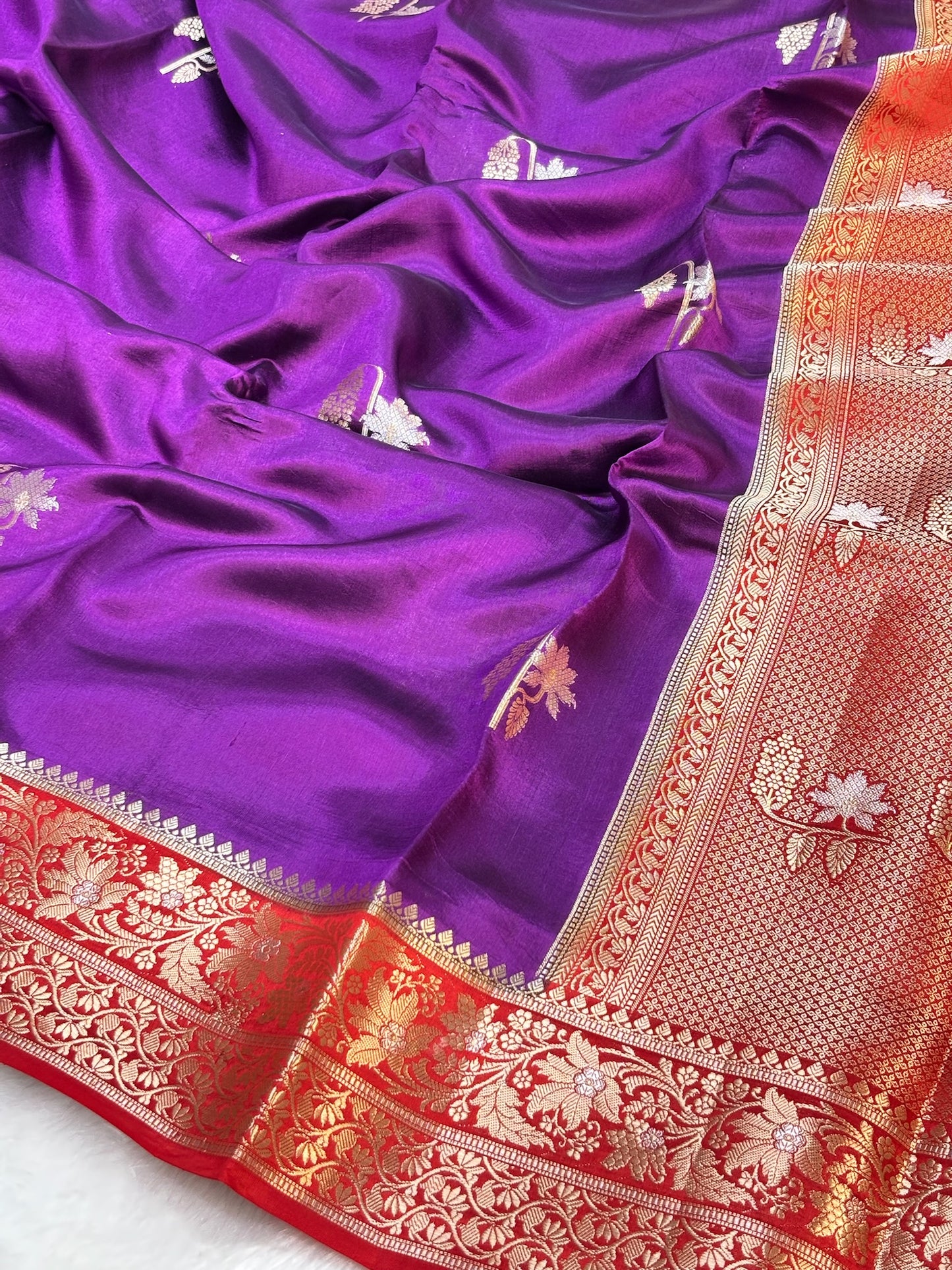 Pure Banarasi Soft Silk Saree–  Purple | Traditional Banarasi saree