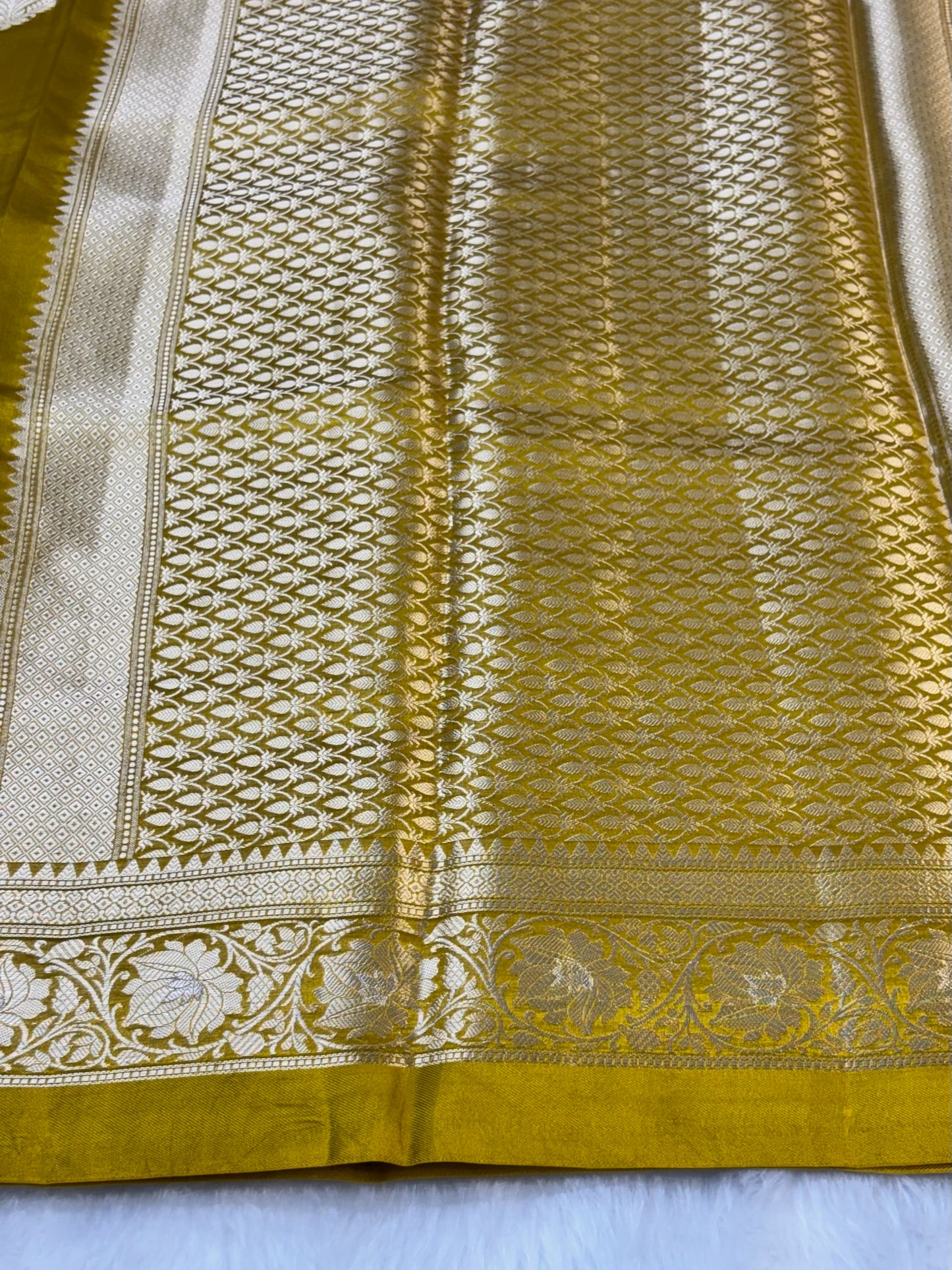 Pure Banarasi Soft Silk Saree – Yellow| Traditional Banarasi saree