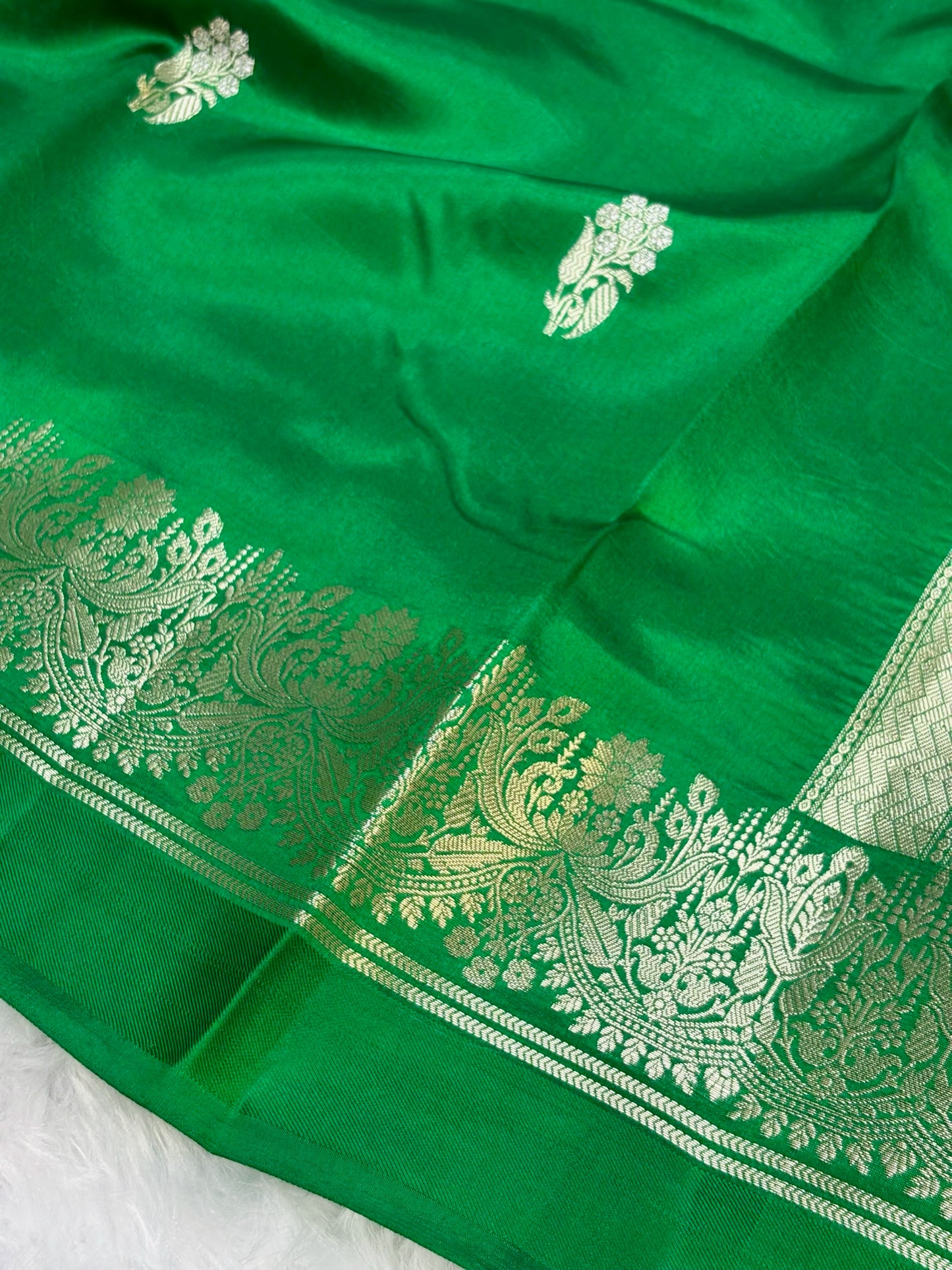 Pure Banarasi Soft SilkSaree – Bottle Green | Traditional Banarasi saree
