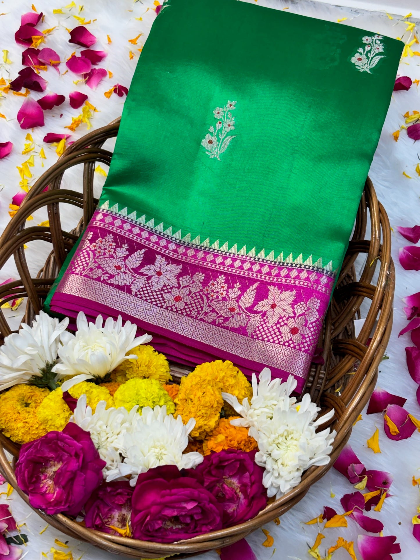 Pure Banarasi Soft Silk Saree – Leaf Green | Traditional Banarasi saree