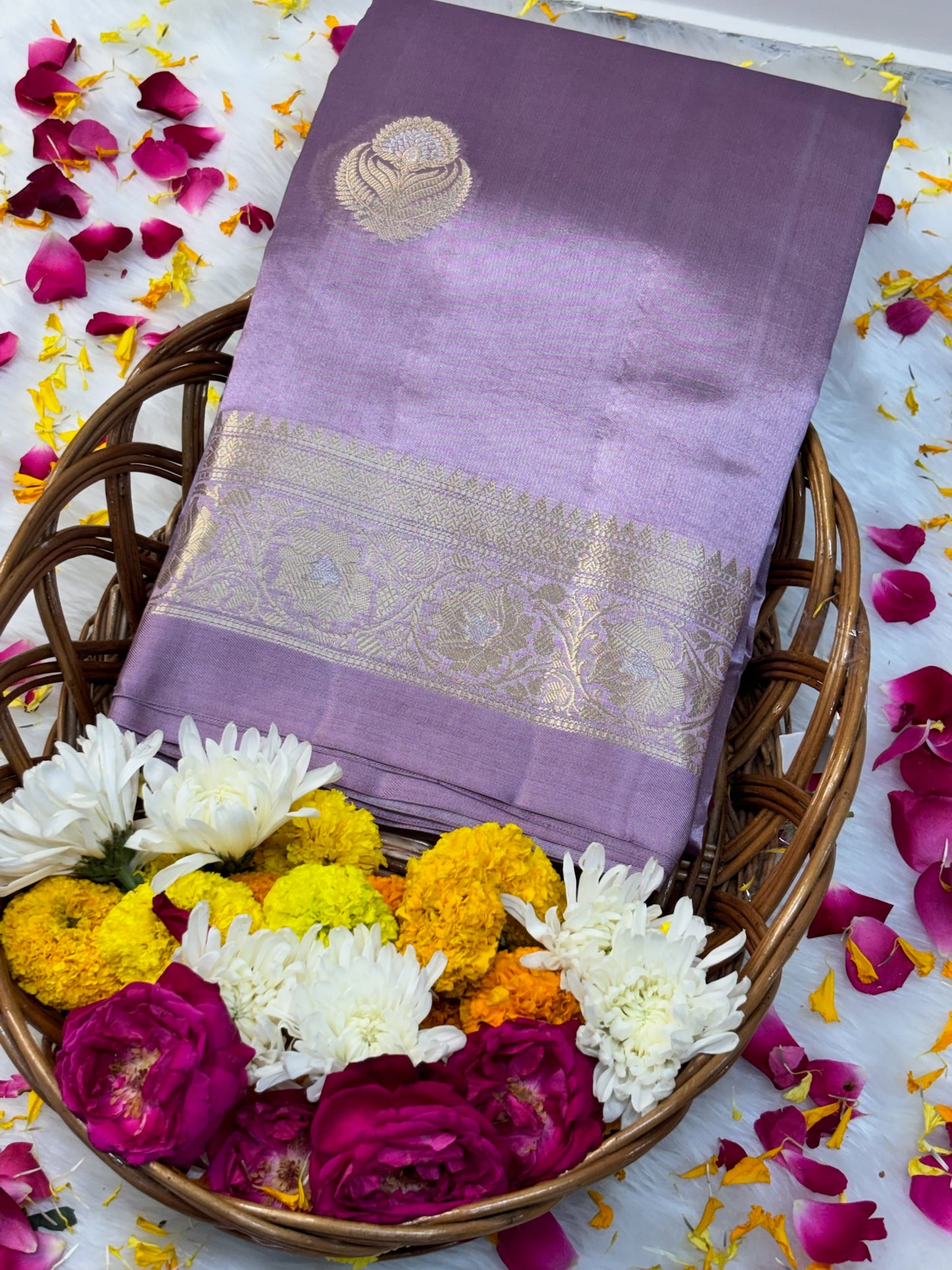 Pure Banarasi Soft Silk Saree – Lavender | Traditional Banarasi saree