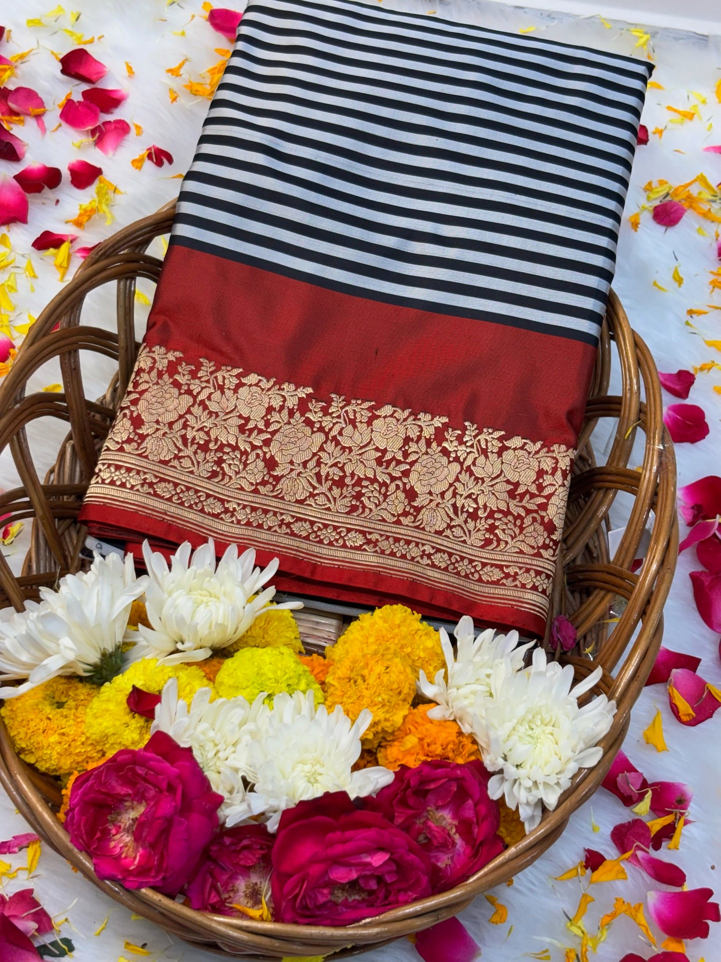 Pure Mashru Handwoven Silk Saree – Elegance