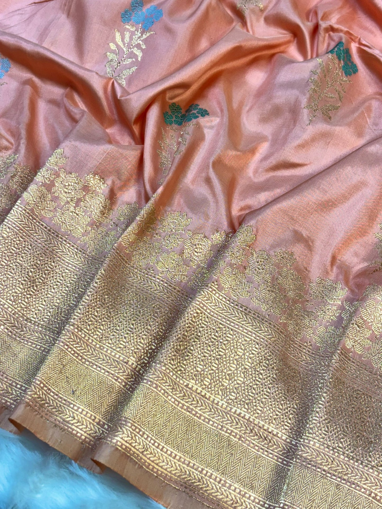 Pure Katan Silk Handwoven Banarasi Saree – Peach Gold Base with Rich Zari Border