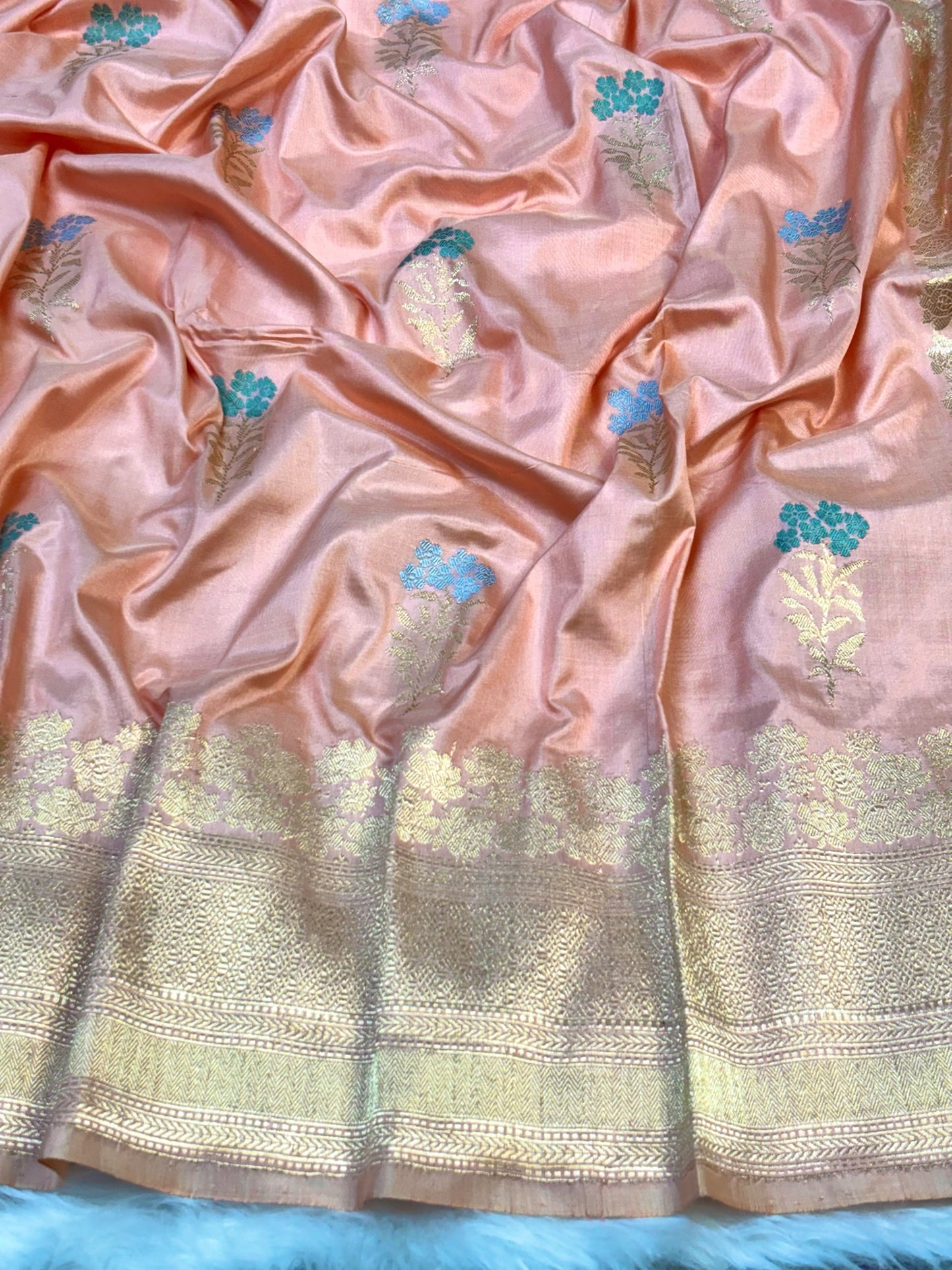 Pure Katan Silk Handwoven Banarasi Saree – Peach Gold Base with Rich Zari Border