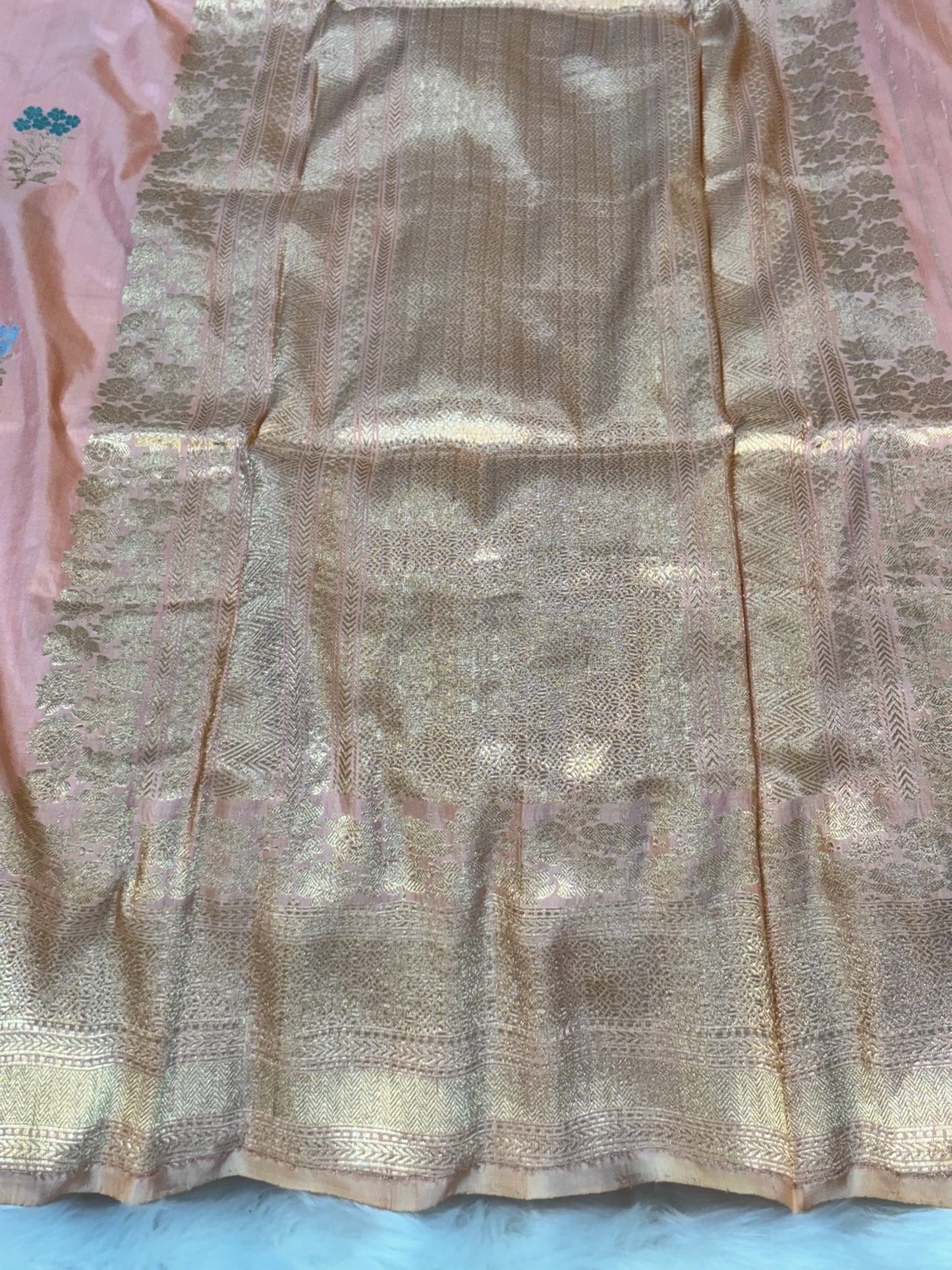 Pure Katan Silk Handwoven Banarasi Saree – Peach Gold Base with Rich Zari Border