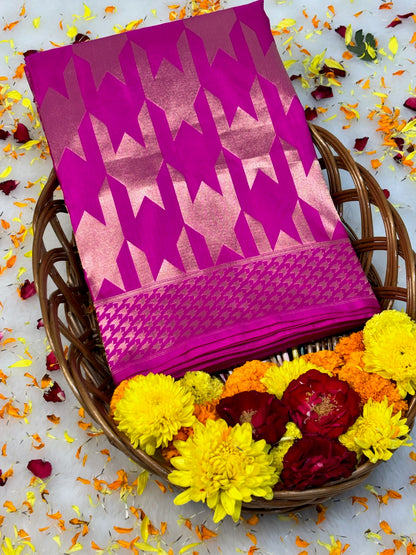 Banarasi Hot Pink Pure Silk Brocade Saree – Luxurious Katan Silk with Intricate Brocade Weave