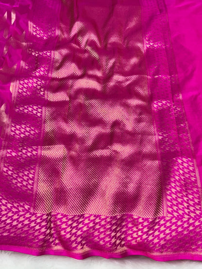 Banarasi Hot Pink Pure Silk Brocade Saree – Luxurious Katan Silk with Intricate Brocade Weave
