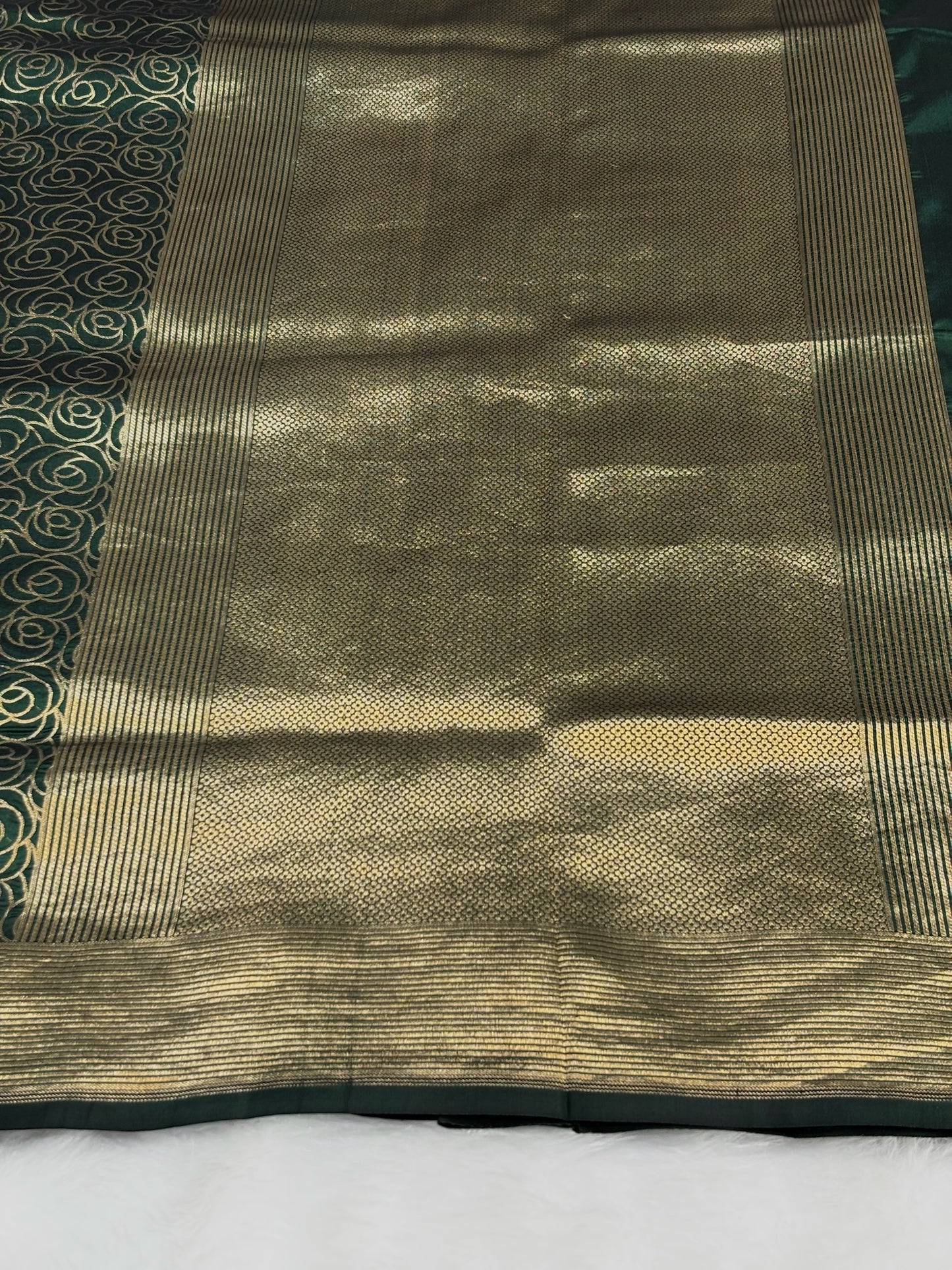 Banarasi Bottle Green Pure Silk Brocade Saree – Luxurious Katan Silk with Intricate Brocade Weave