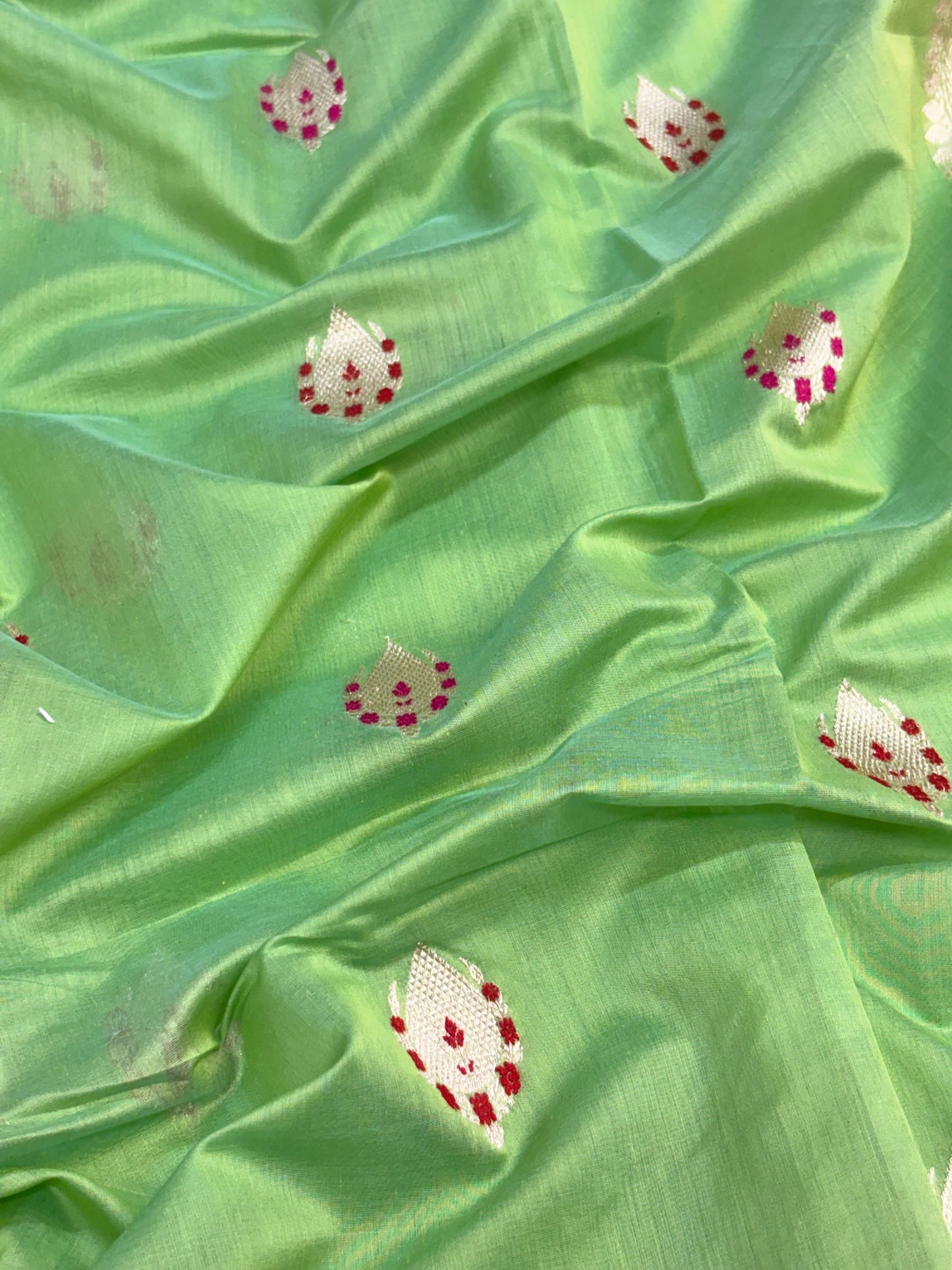 100% Pure Parrot Green Cotton Silk Saree | Soft Lightweight Handwoven Elegant Saree for Daily & Festive Wear