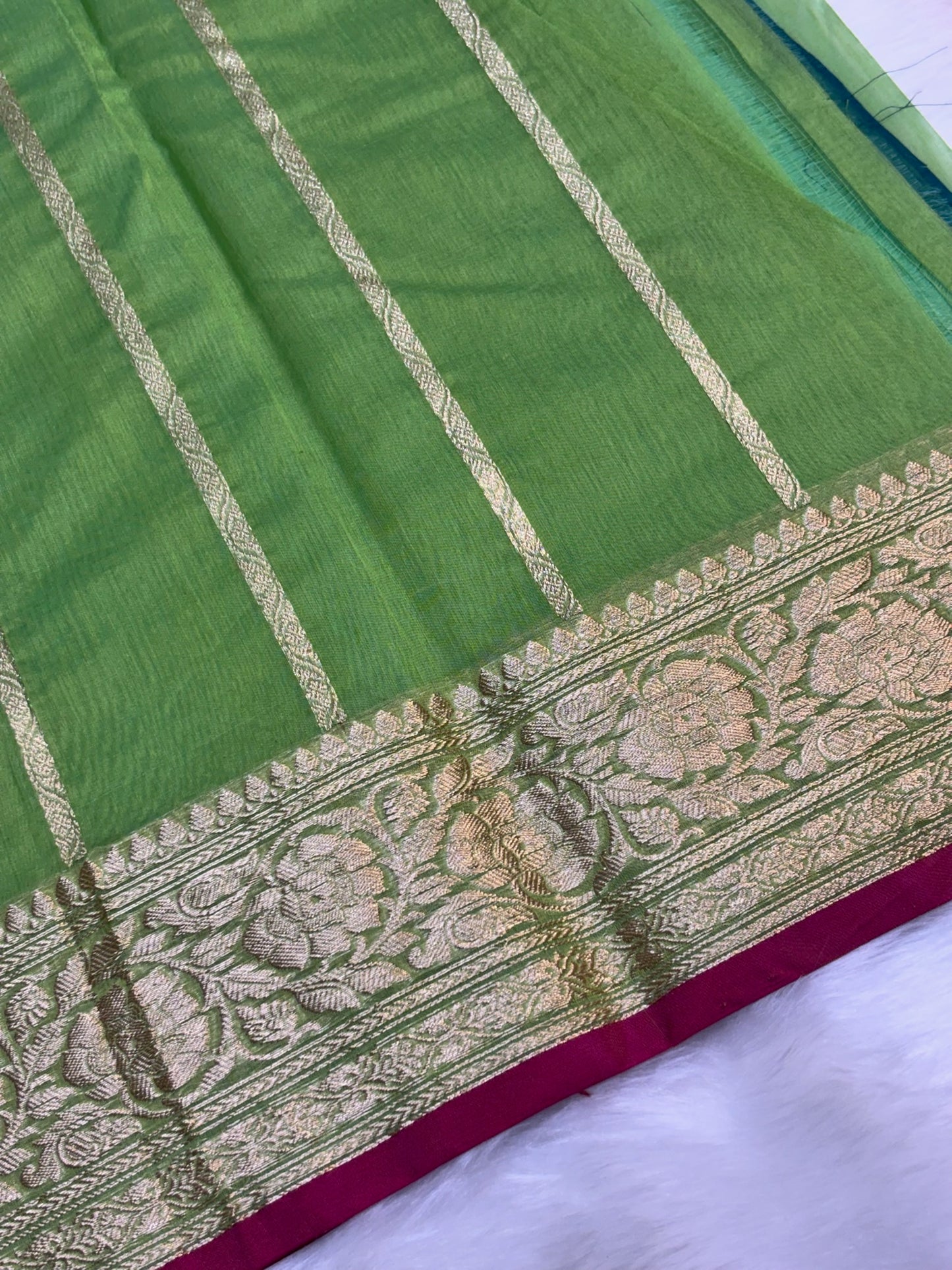 100% Pure Parrot Green Cotton Silk Saree | Soft Lightweight Handwoven Elegant Saree for Daily & Festive Wear