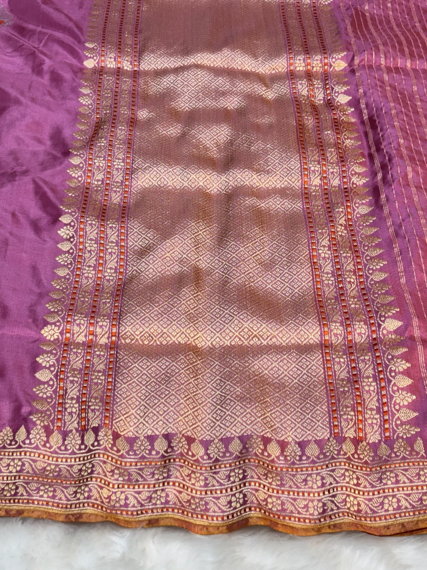 Pink Handwoven Pure Banarasi Ektara Silk Saree – Kadwa Iktara Weave, Pure Mulberry Silk