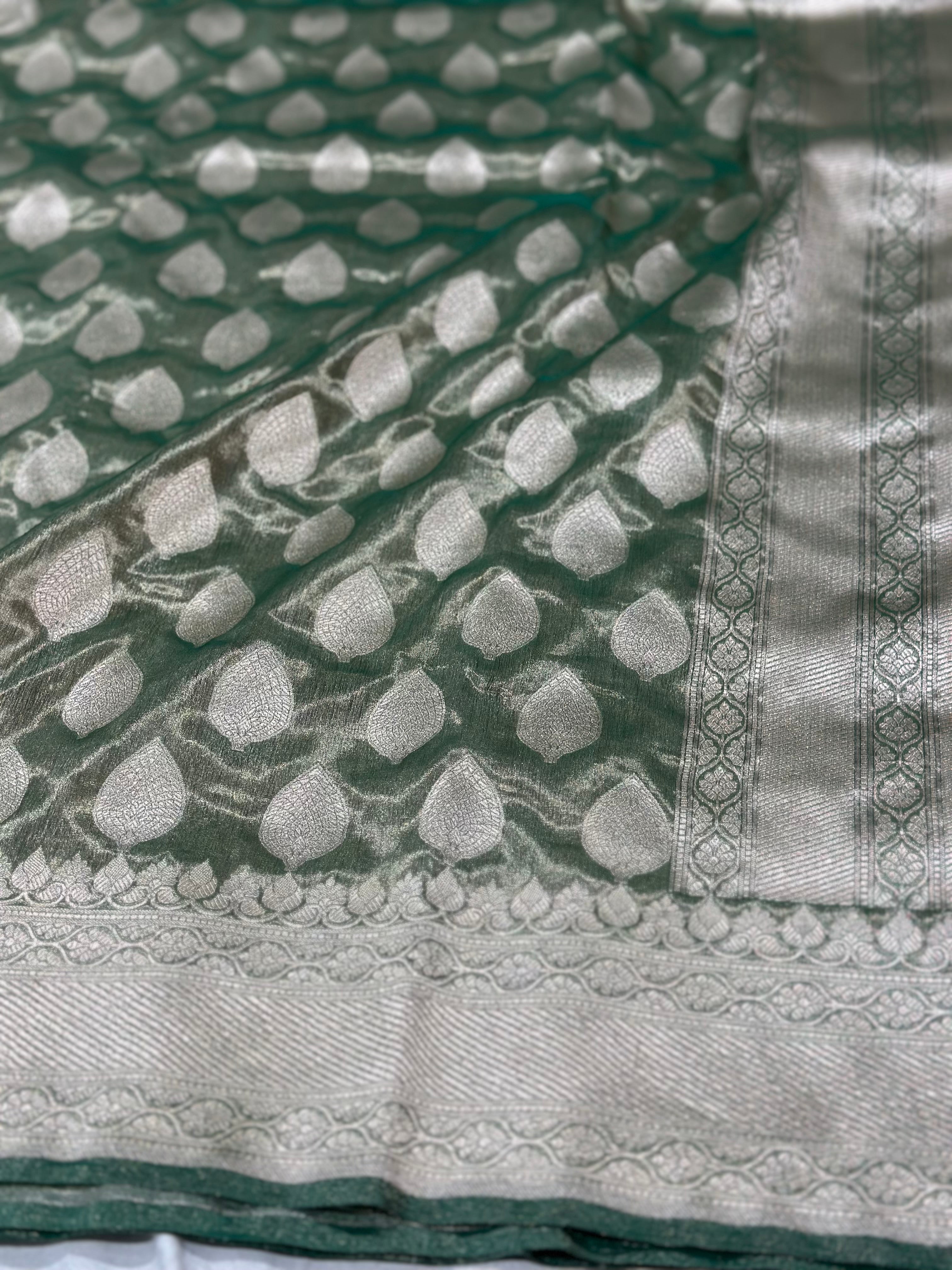 Green Pure Banarasi Tissue Saree