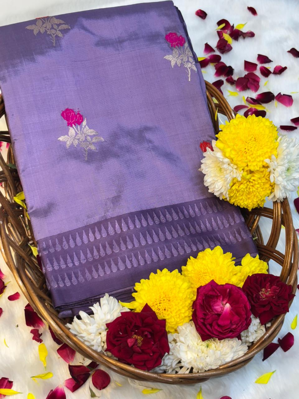 Lavender Handwoven Banarasi Pure Silk Saree