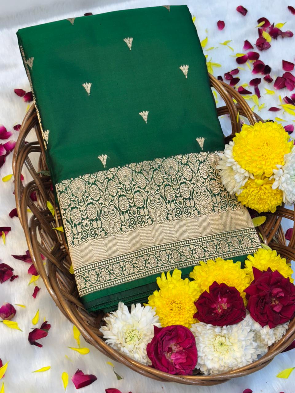 Pure Mashru Handwoven Silk Saree – Bottle Green Elegance